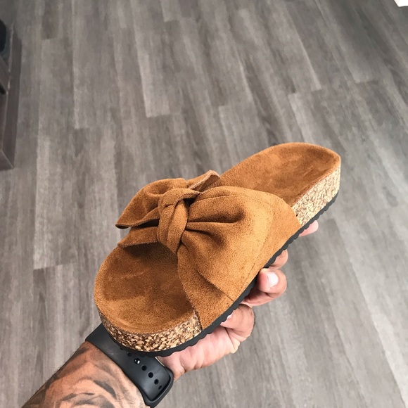 Just in 📣 “ Maria” Tan bow slides - Picture 8 of 8